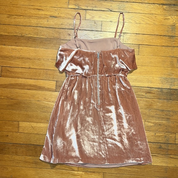 Alice + Olivia The Alexis Velvet Mini Dress in Rust, size 2 - Picture 11 of 11